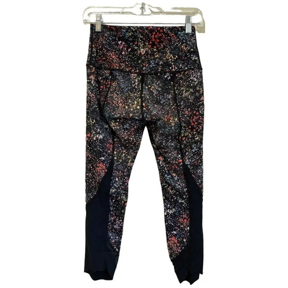 LULULEMON Wunder Under Crop II Legging 6 Flowerescent Multi Scallop Luxtreme - Picture 3 of 9